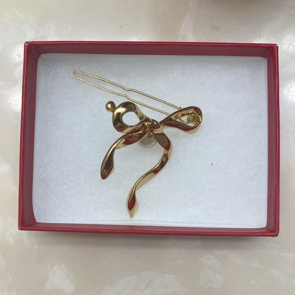 Talbots Bow Gold Hair Clip with a Pearl - Picture 3 of 4